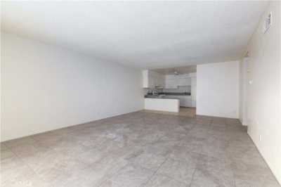 Apartment For Rent in Redlands, California