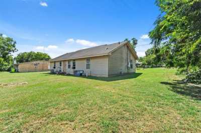 Home For Sale in Elgin, Texas