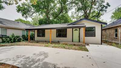 Home For Rent in Waxahachie, Texas