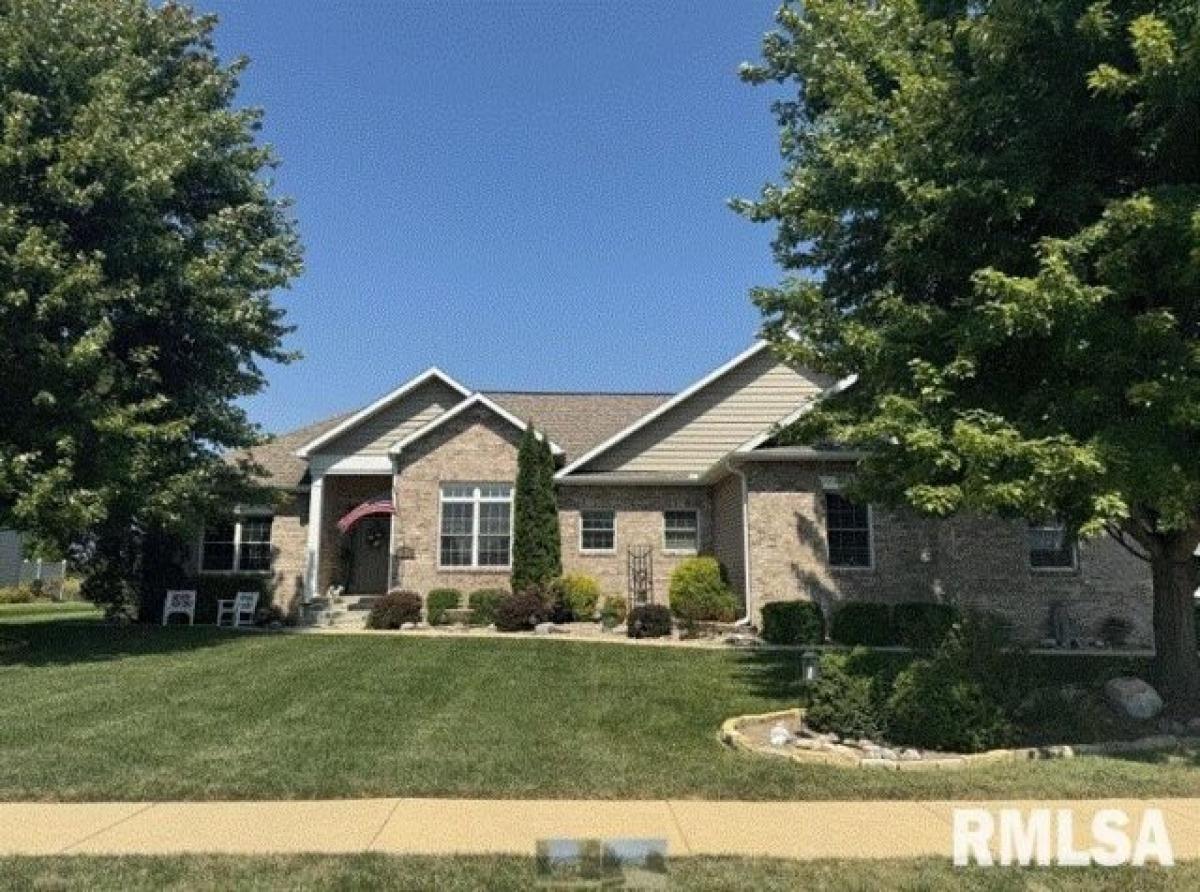 Picture of Home For Sale in Sherman, Illinois, United States