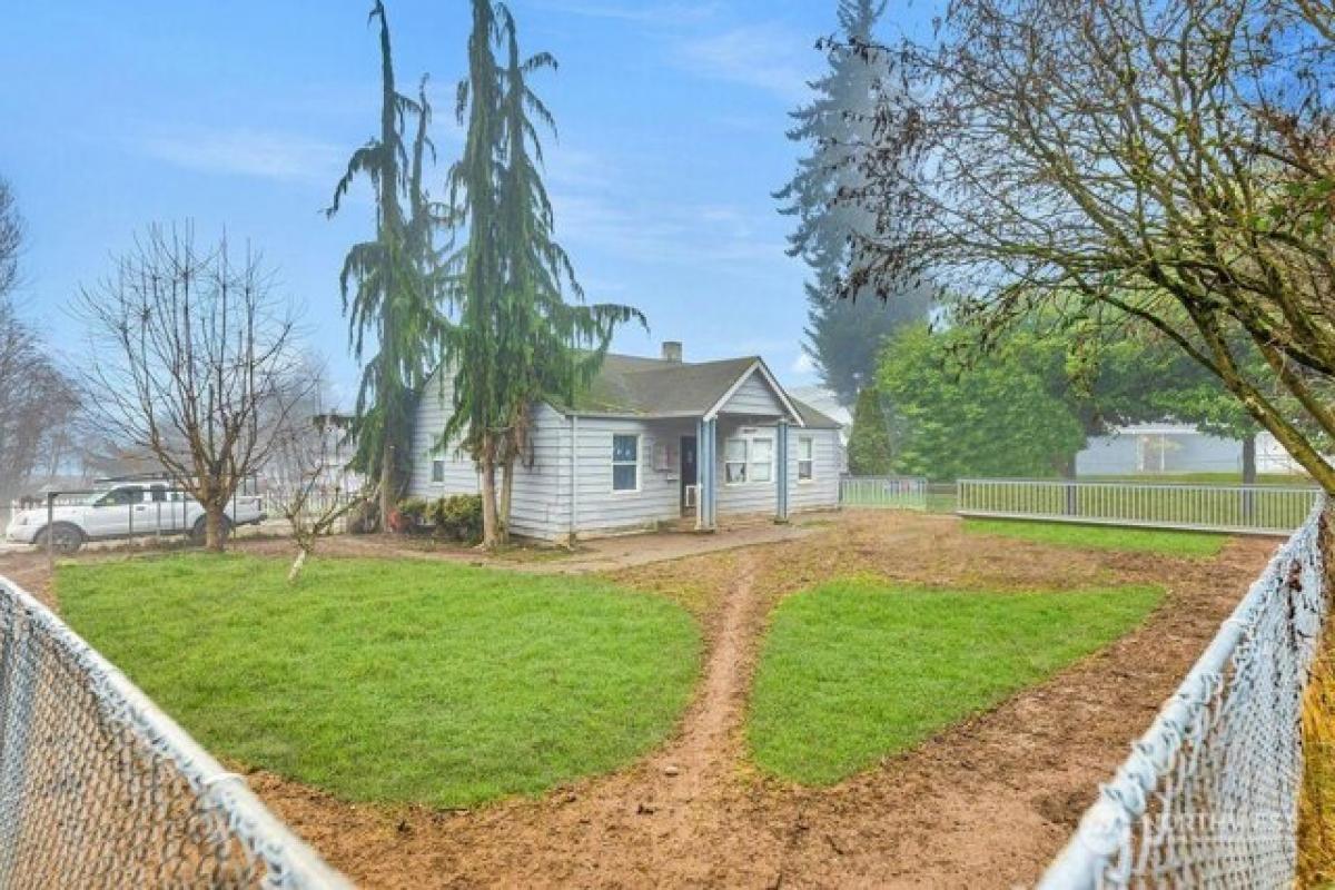 Picture of Home For Sale in Everett, Washington, United States