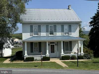 Home For Sale in Waynesboro, Pennsylvania