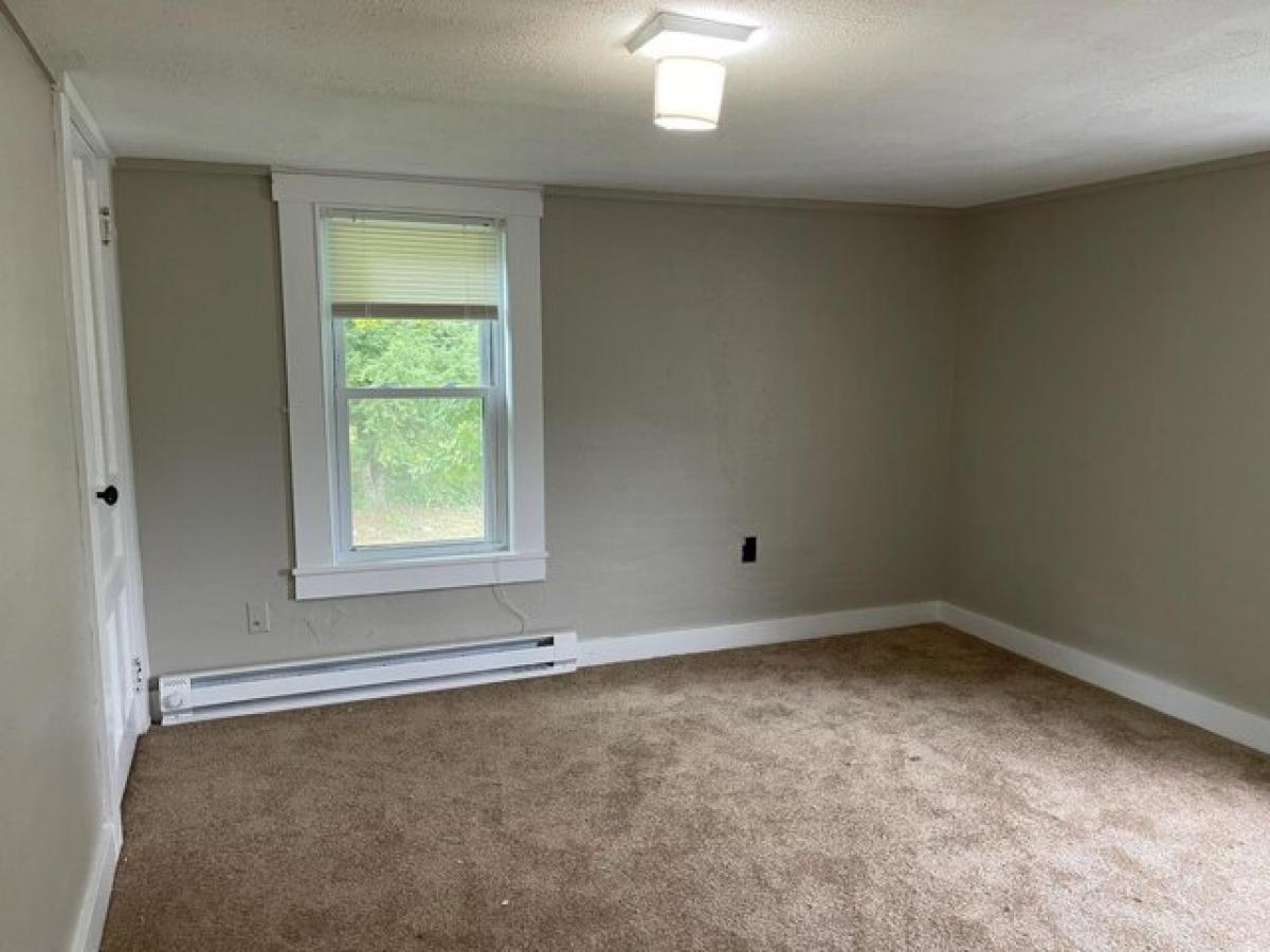 Picture of Home For Rent in Franklin, New Hampshire, United States