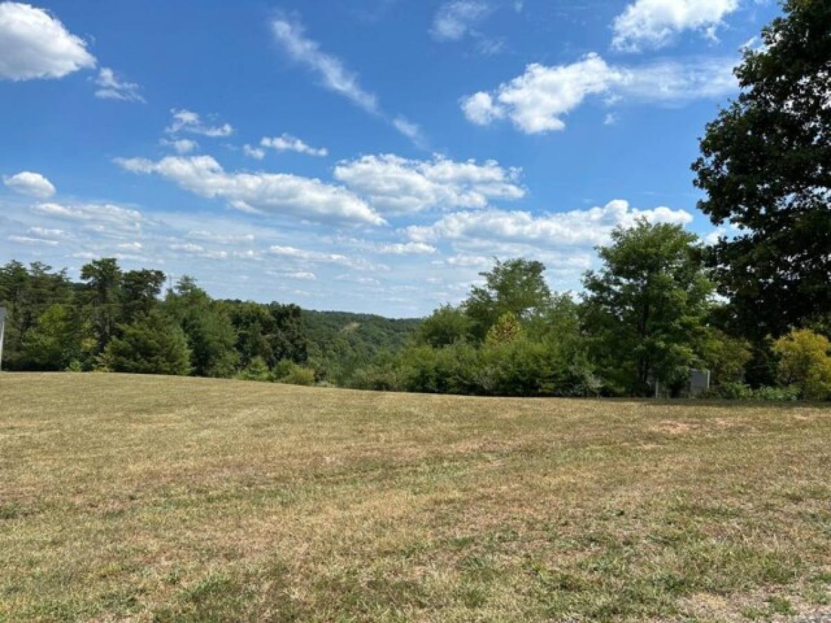 Picture of Residential Land For Sale in Barboursville, West Virginia, United States