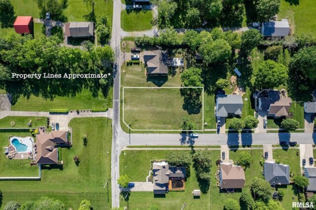 Picture of Residential Land For Rent in Mount Vernon, Illinois, United States