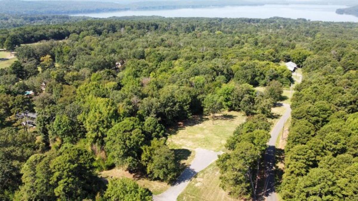 Picture of Residential Land For Sale in Russellville, Arkansas, United States