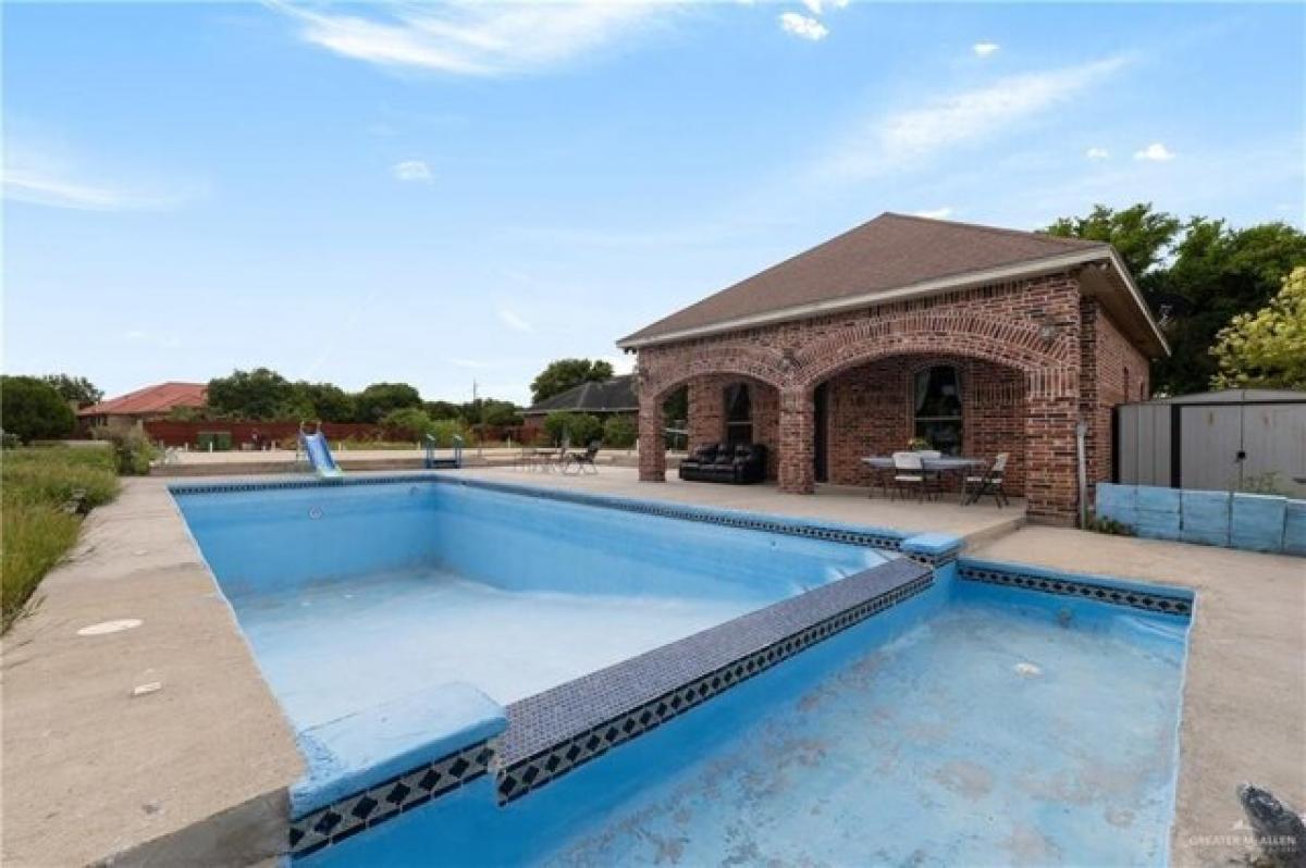 Picture of Home For Sale in Brownsville, Texas, United States