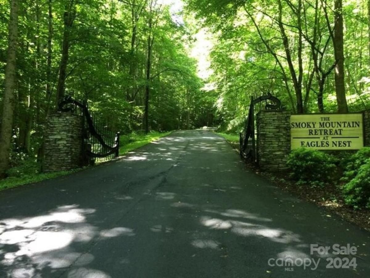 Picture of Residential Land For Sale in Maggie Valley, North Carolina, United States