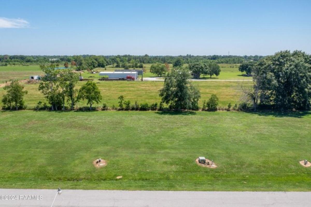 Picture of Residential Land For Sale in Scott, Louisiana, United States