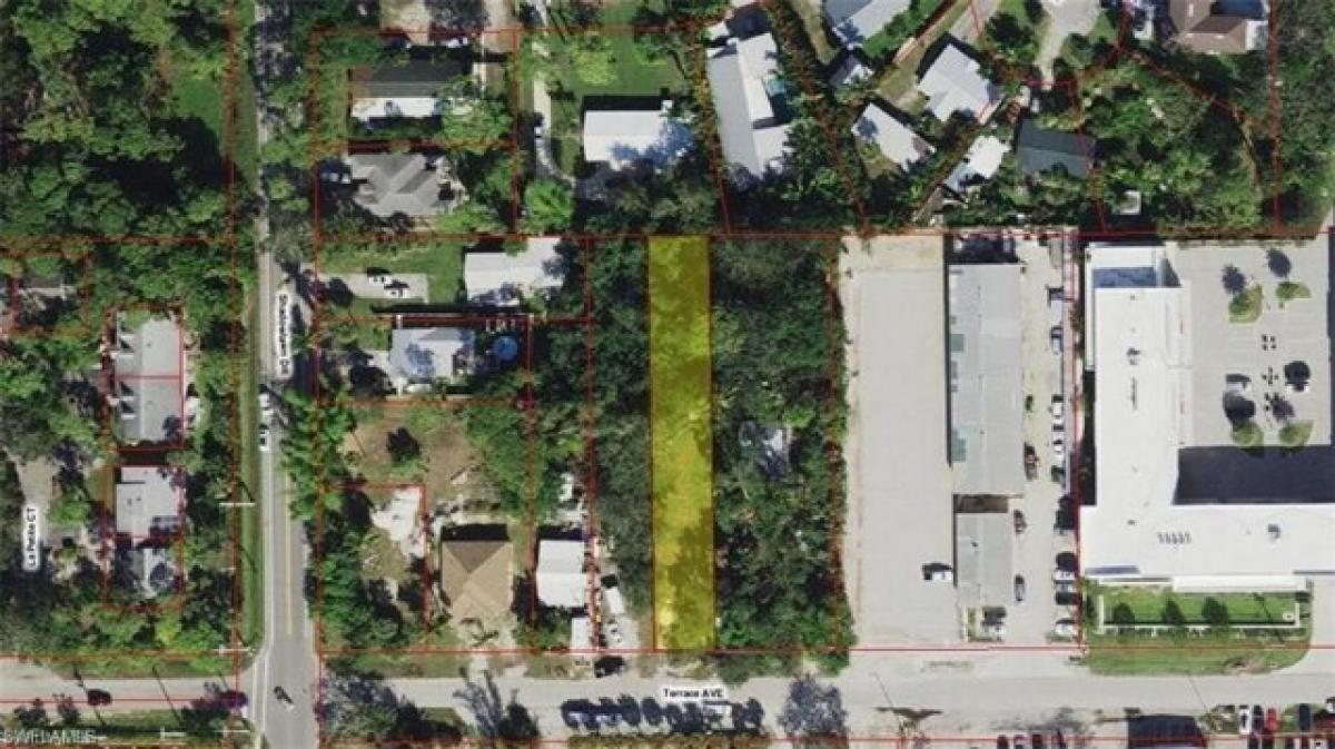 Picture of Residential Land For Sale in Naples, Florida, United States