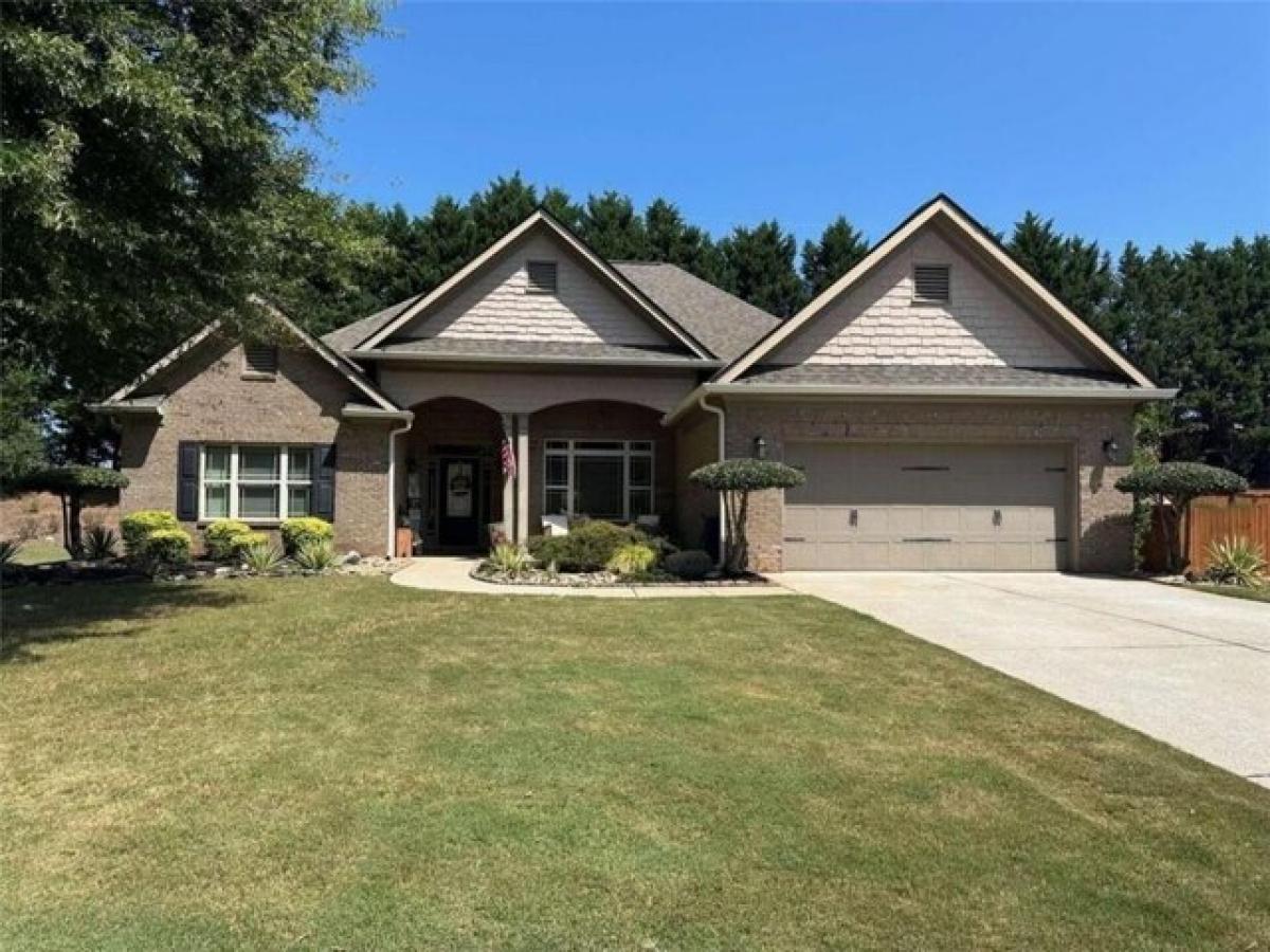 Picture of Home For Sale in Hoschton, Georgia, United States