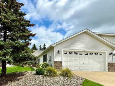 Home For Sale in Woodbury, Minnesota