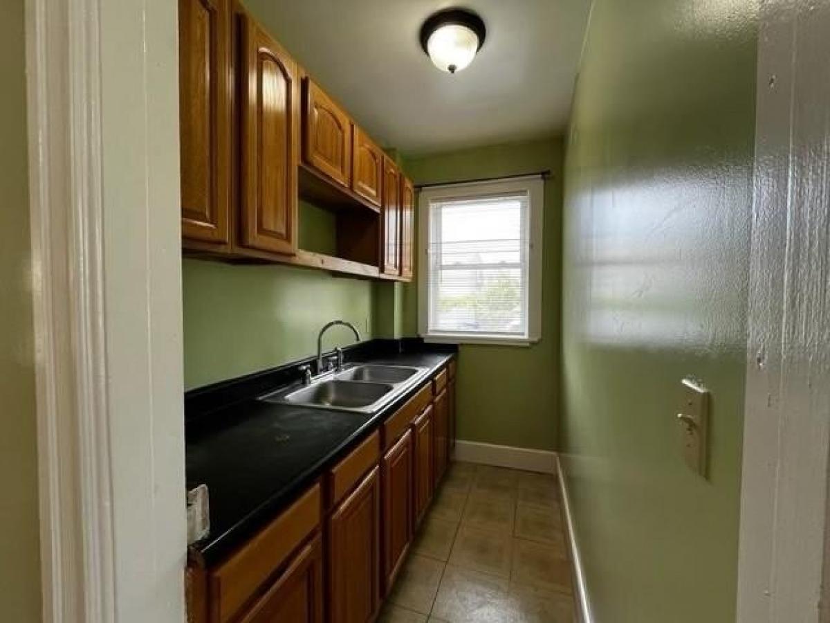 Picture of Home For Rent in Pawtucket, Rhode Island, United States