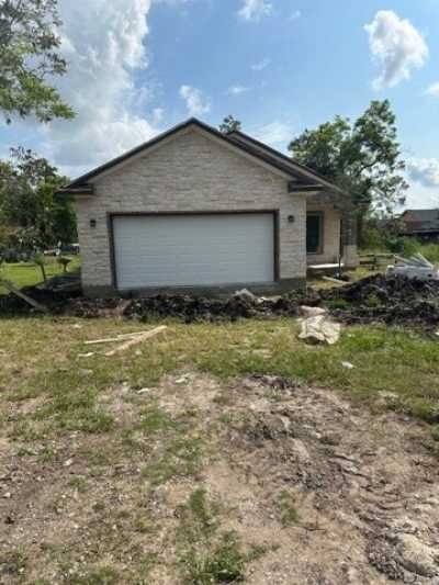 Home For Sale in Brazoria, Texas