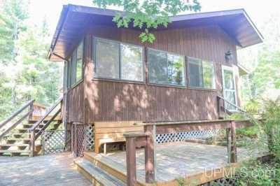 Home For Sale in Vulcan, Michigan