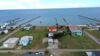 Home For Sale in Rockport, Texas