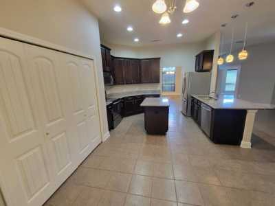 Home For Rent in Navarre, Florida