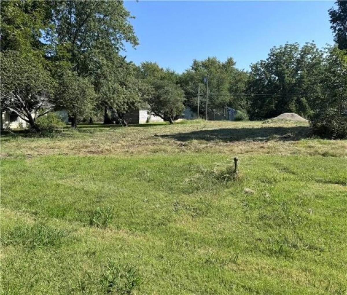 Picture of Residential Land For Sale in Garnett, Kansas, United States