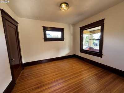 Home For Sale in Oregon City, Oregon