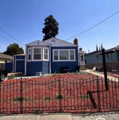 Home For Sale in Vallejo, California