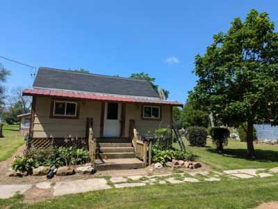 Home For Sale in Brookfield, Missouri