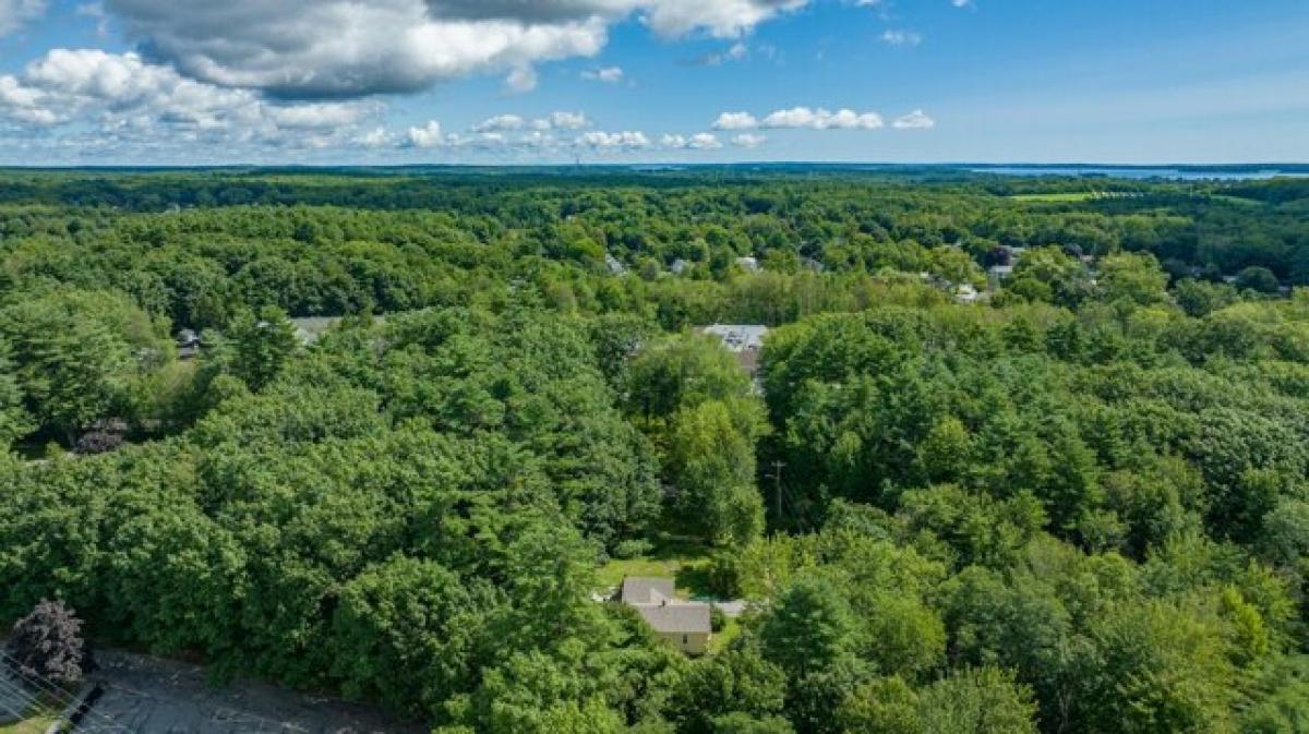 Picture of Home For Sale in Portland, Maine, United States