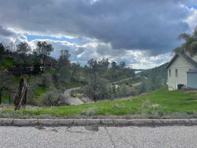 Residential Land For Sale in Friant, California