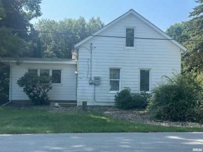 Home For Sale in Coal Valley, Illinois