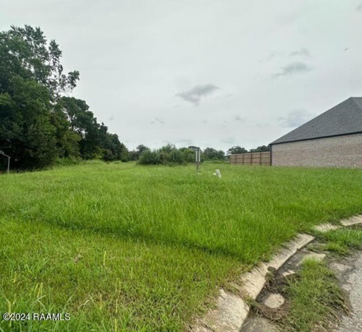 Picture of Residential Land For Sale in Lafayette, Louisiana, United States