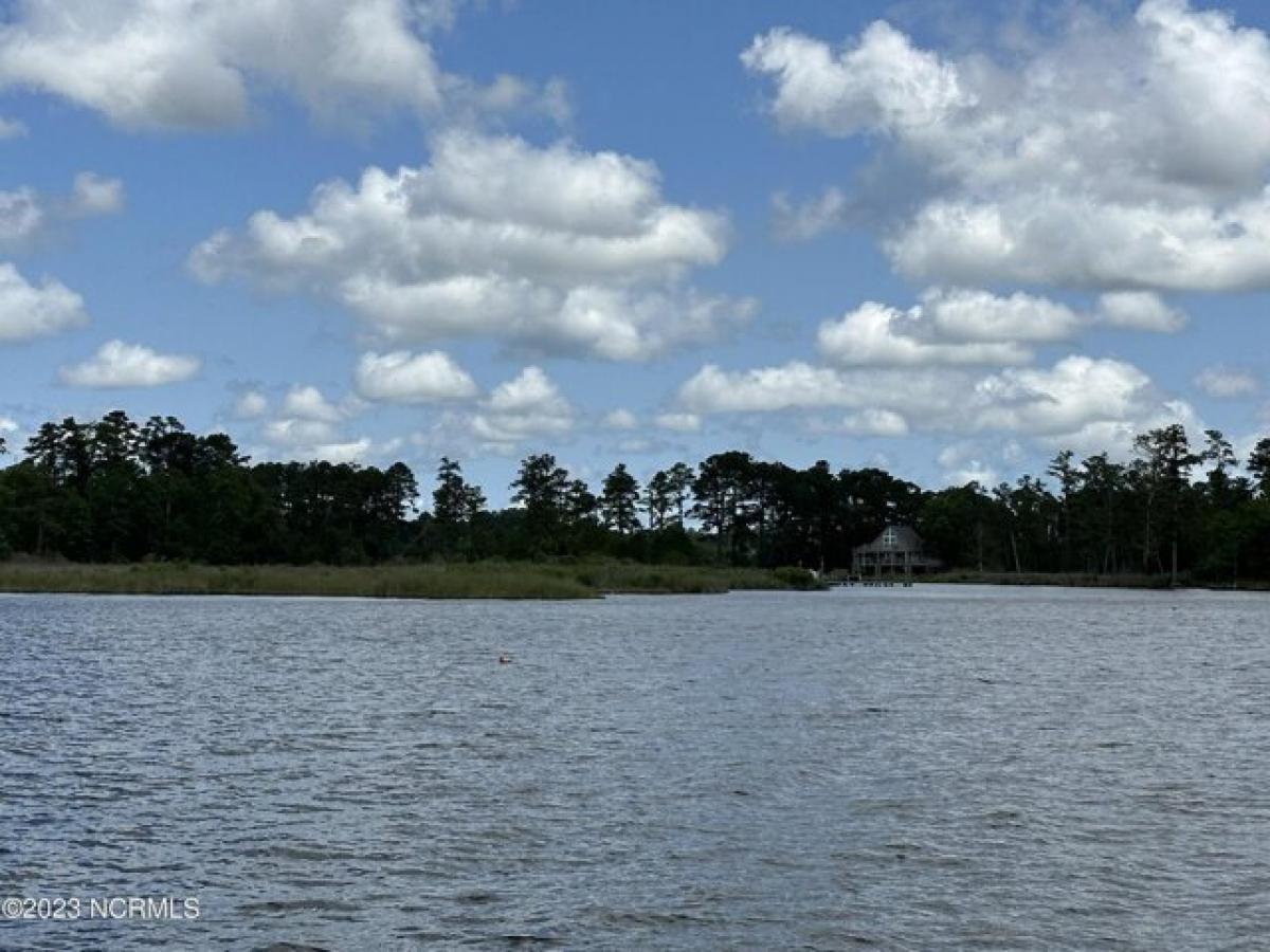 Picture of Residential Land For Sale in Belhaven, North Carolina, United States