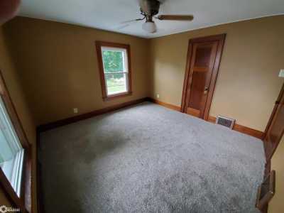 Home For Sale in Burlington, Iowa