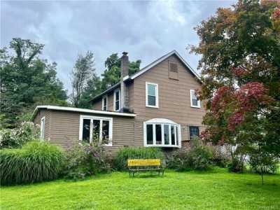 Home For Sale in Middletown, New York