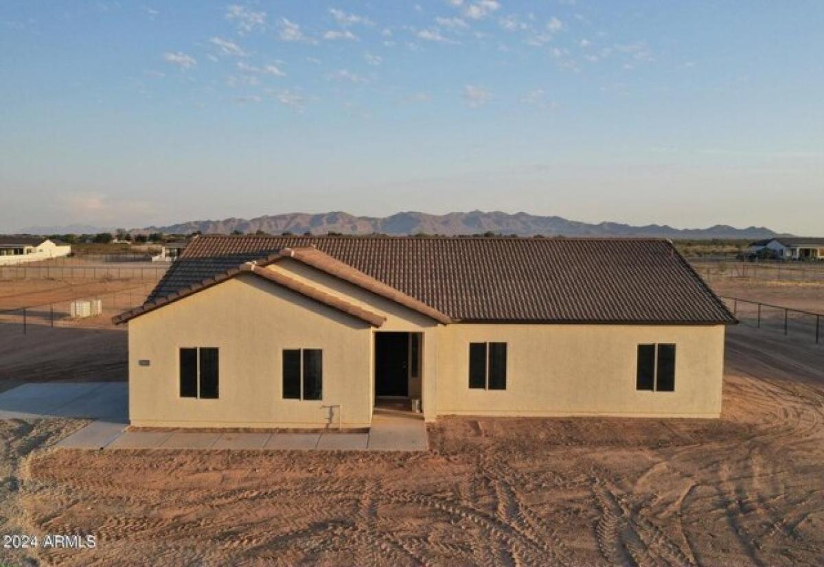 Picture of Home For Sale in Casa Grande, Arizona, United States