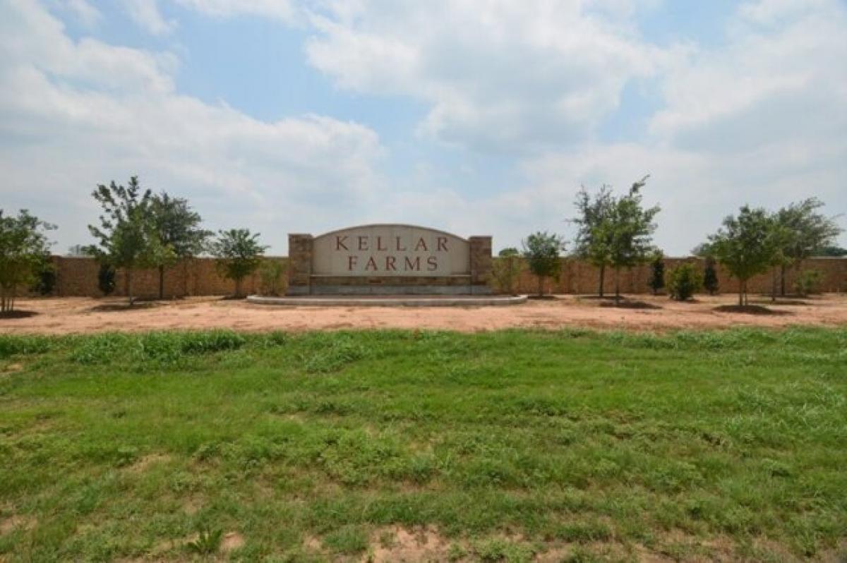 Picture of Residential Land For Sale in Smithville, Texas, United States