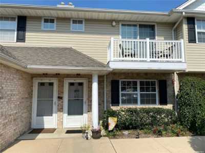 Apartment For Rent in Lindenhurst, New York