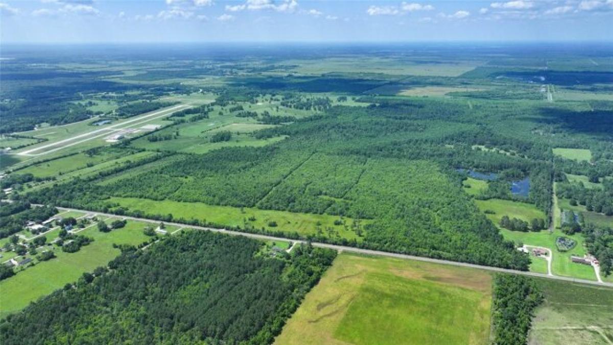 Picture of Residential Land For Sale in Liberty, Texas, United States