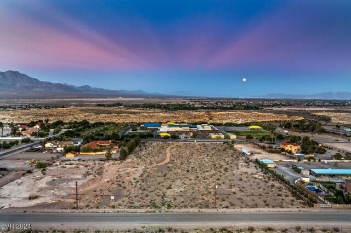 Picture of Residential Land For Sale in Las Vegas, Nevada, United States