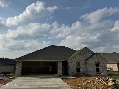 Home For Sale in Pearl, Mississippi