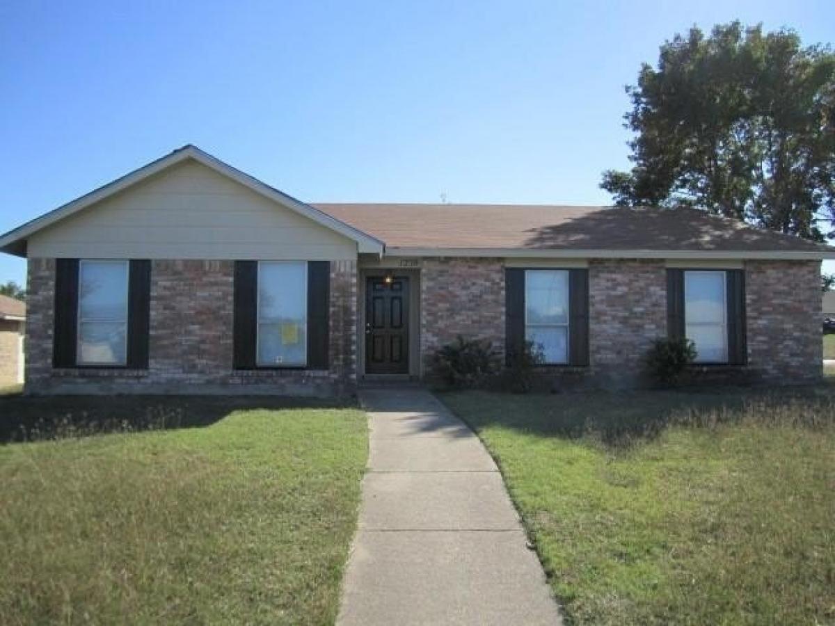 Picture of Home For Rent in Lancaster, Texas, United States