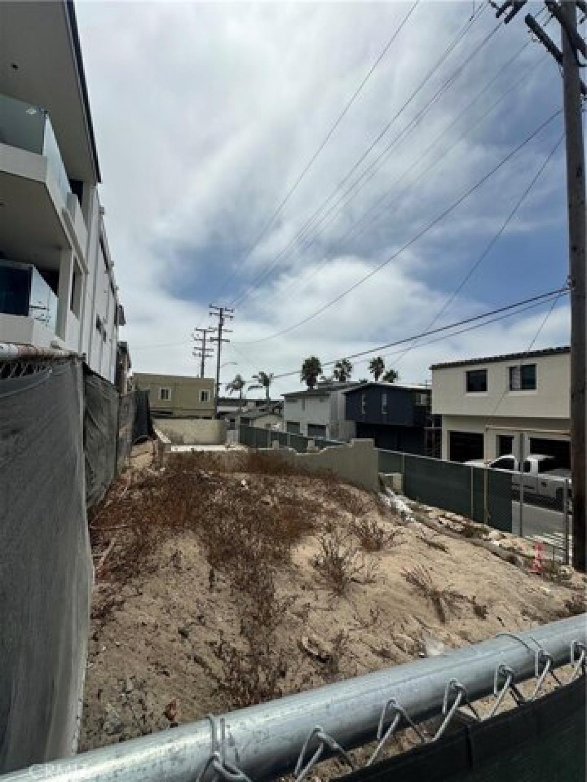 Picture of Residential Land For Sale in Manhattan Beach, California, United States