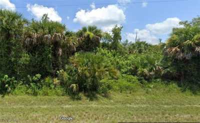 Residential Land For Sale in Naples, Florida