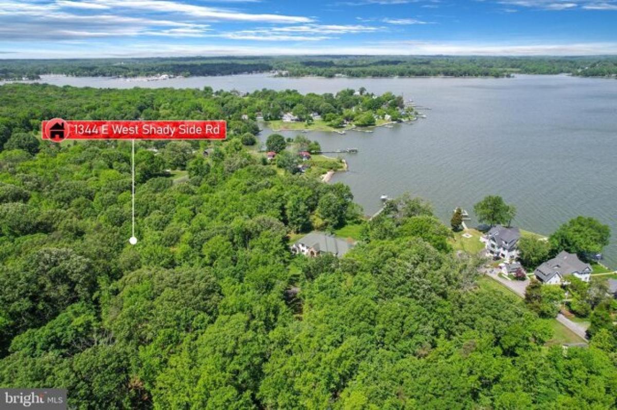 Picture of Residential Land For Sale in Shady Side, Maryland, United States