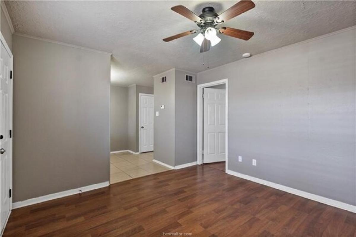 Picture of Apartment For Rent in Bryan, Texas, United States