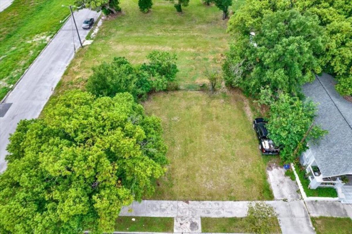 Picture of Residential Land For Sale in Tampa, Florida, United States