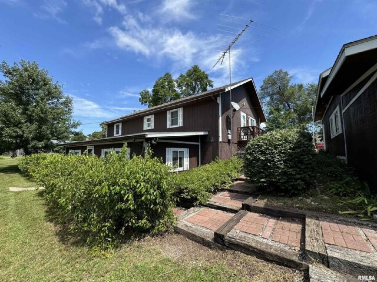 Picture of Home For Sale in New Boston, Illinois, United States