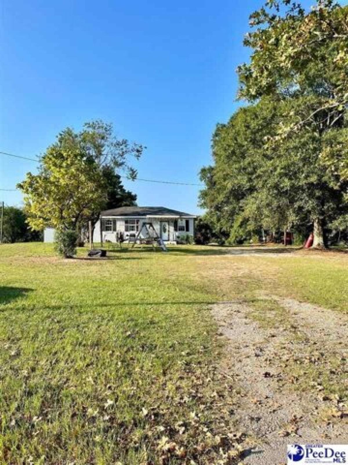 Picture of Home For Sale in Lynchburg, South Carolina, United States