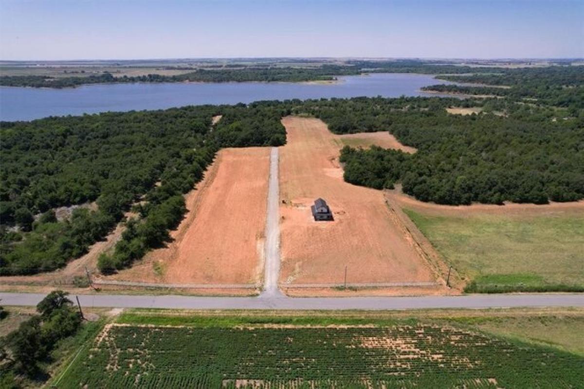 Picture of Residential Land For Sale in Fort Cobb, Oklahoma, United States