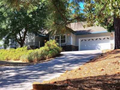 Home For Sale in Grass Valley, California