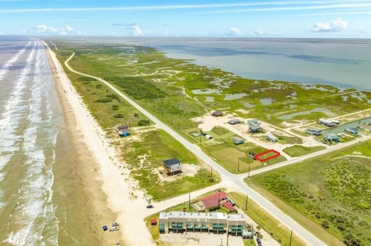 Picture of Residential Land For Sale in Freeport, Texas, United States