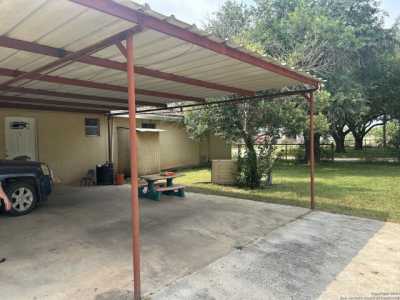 Home For Sale in Pearsall, Texas